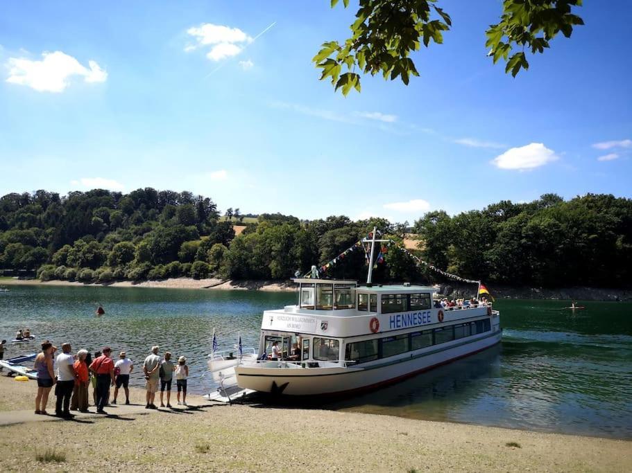 Haus Julia Direkt Am Hennesee Mitten Im Sauerland Meschede Luaran gambar